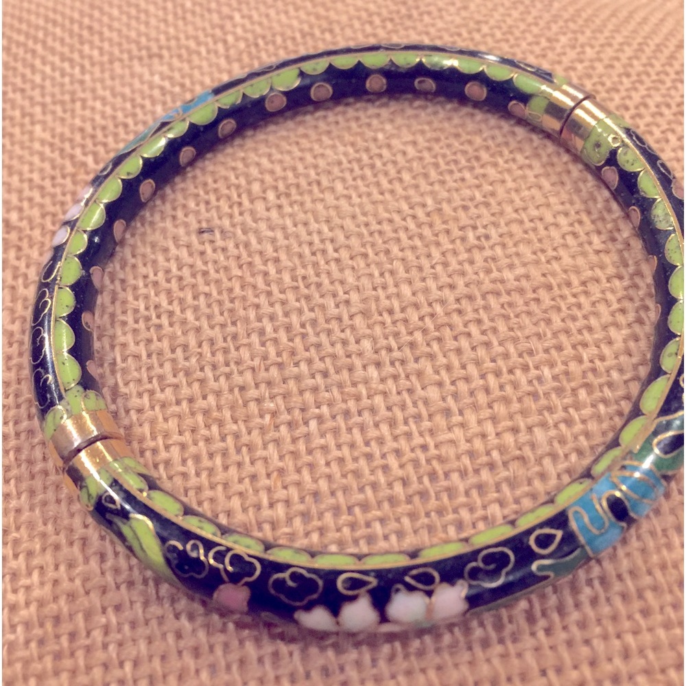 ViINTAGE Chinese Cloisonne Bangle bracelet floral leafy enamel hinged